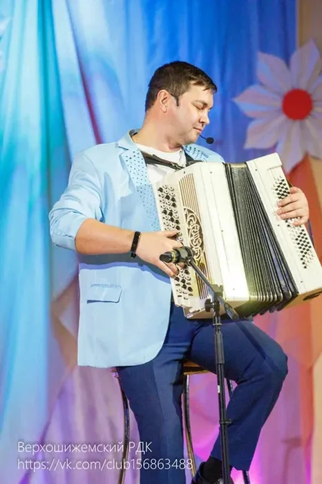 Александр Лобанов