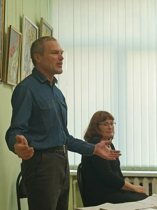 Ведущие вечера Ворожцов Михаил Петрович и Ворожцова Анна Вадимовна