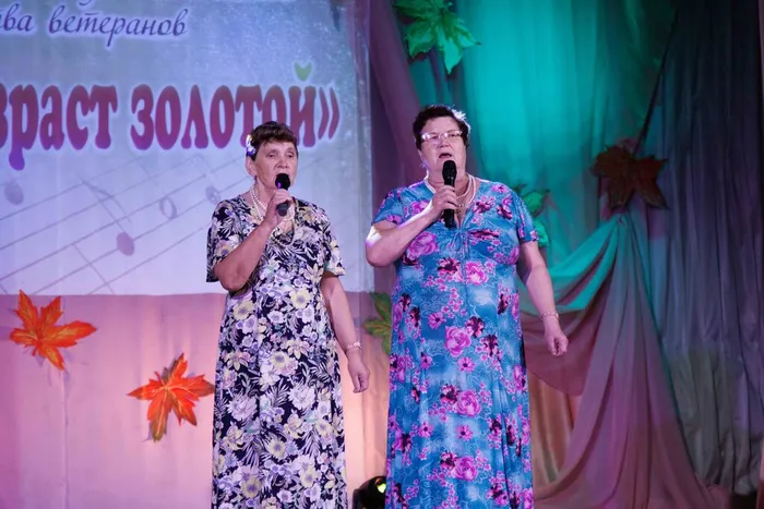 Надежда Ворожцова и Валентина Свинина - Зониха